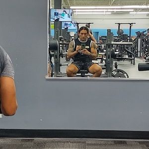 Meet your Posher, Ulises